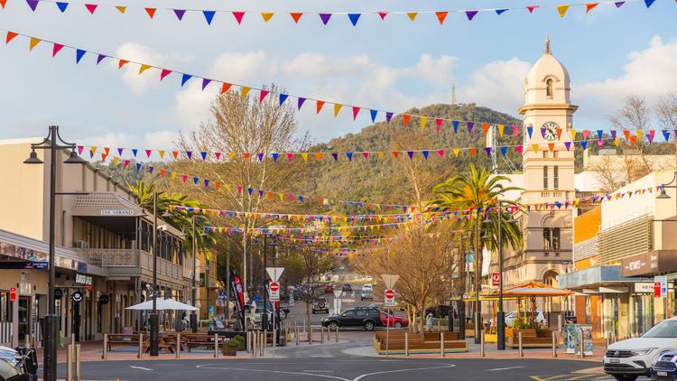 Tamworth's bests venues are waiting to be discovered. Check them out on FANZO the sports bar finder. 