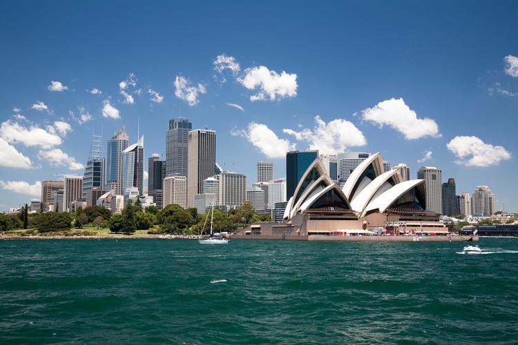 Find a pub near you showing Super Bowl in Sydney