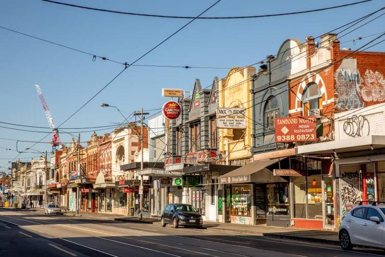 Discover pubs showing live sport in Brunswick