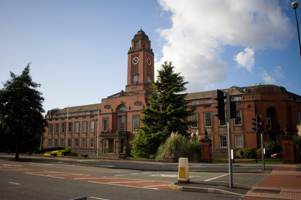 Sports bar, Sports pub, Trafford