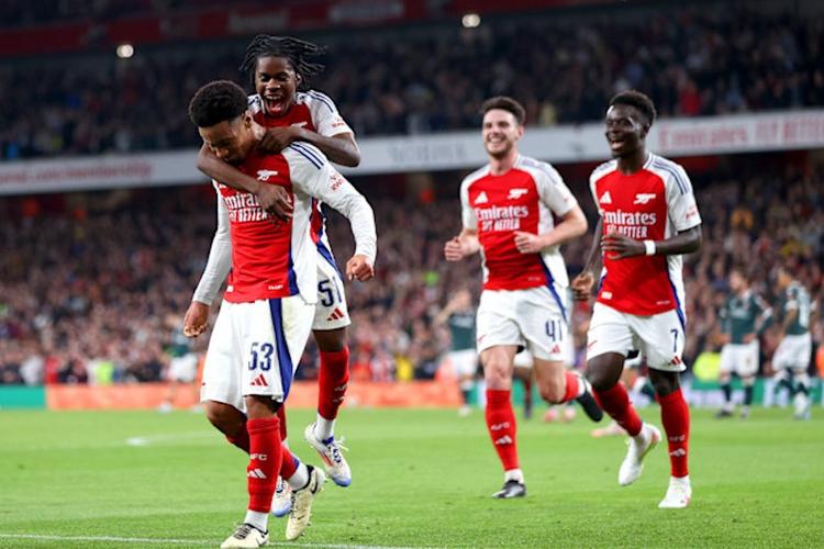 The best bars in town to watch next Arsenal game, thanks to FANZO ! 