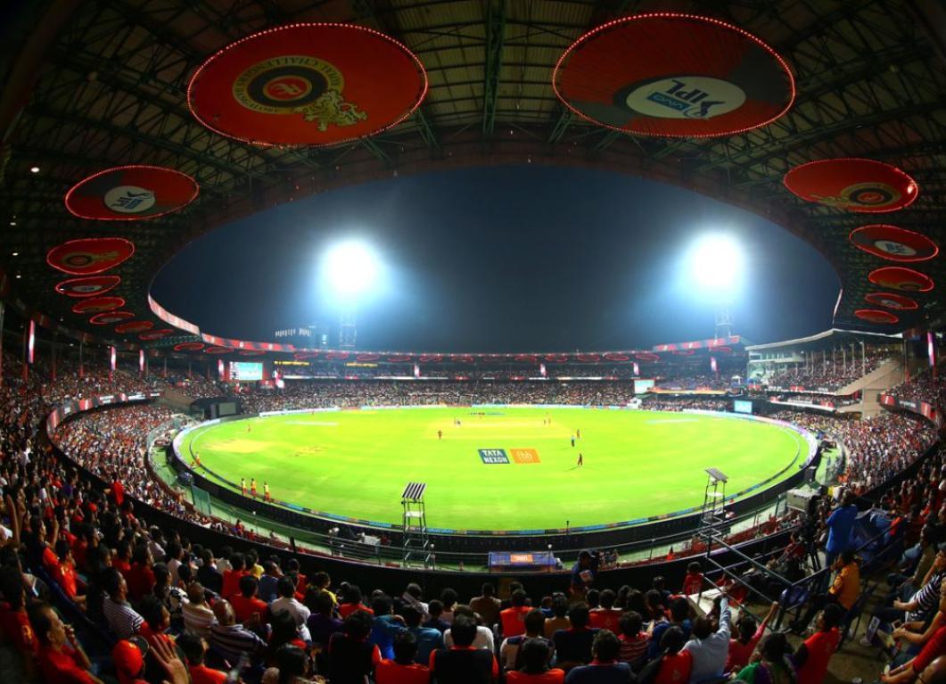 Pubs showing Royal Challengers Bangalore, pubs showing Royal Challengers, pubs showing Royal Challengers games live, sports bars showing Chennai Super Kings live 