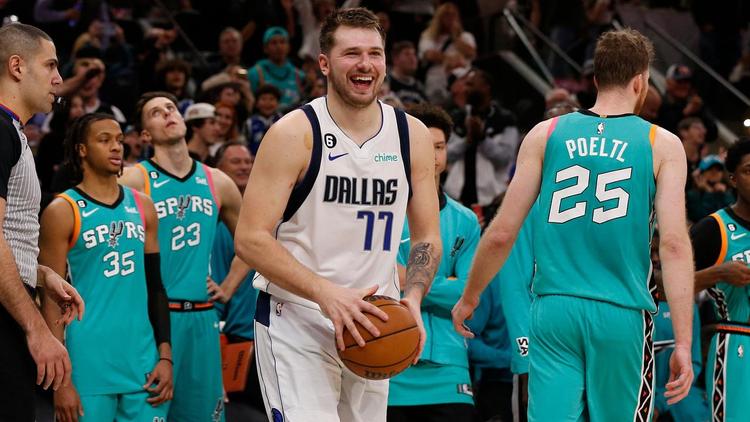 If you are a Mavs fan, click below to see their upcoming games and all the pubs that a showing the game live. You do not want to miss a single 3-pointer, dunk or shot right on the buzzer. 